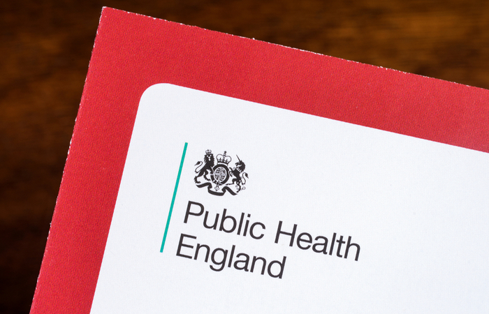 Government introduces life assurance scheme for health and social staff