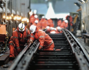 Network Rail pays out £630,000 to directors