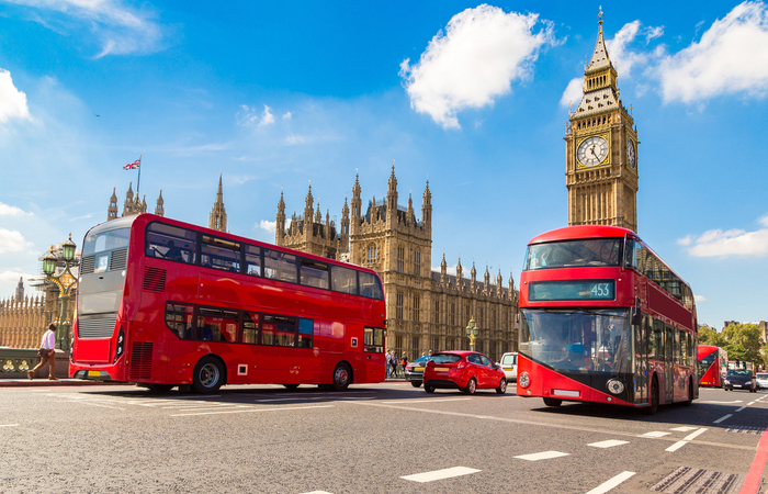 London bus staff to receive statutory sick pay from day one