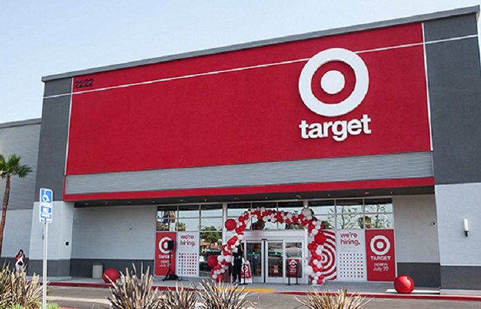 Target rewards 200,000 employees with $2 permanent pay rise
