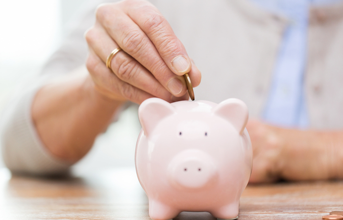40% of younger employees have stopped or reduced pension savings